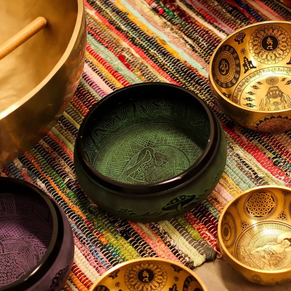 Extra Loud - Mushroom Singing Bowl - Moss Green (23x10.5cm, - Tibetan Singing Bowls