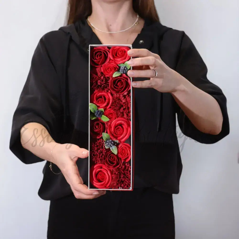 Fiori di Sapone Rose Rosse - Conf. Lunga - Soap Flowers Gift Boxes