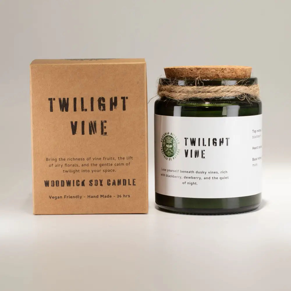 Candela di Soia con Stoppino in Legno – Vite Crepuscolare - Greenman Rituals Woodwick Soy Candles
