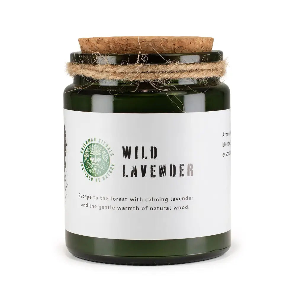 Candela di Soia con Stoppino in Legno – Lavanda Selvatica - Greenman Rituals Woodwick Soy Candles