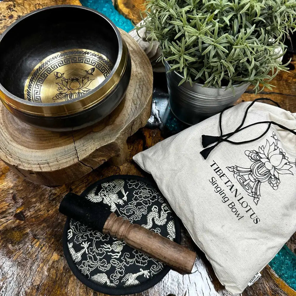 Hand Beaten & Engraved Singing Bowl Gift Set - 14cm - Lotus - Tibetan Singing Bowl Sets