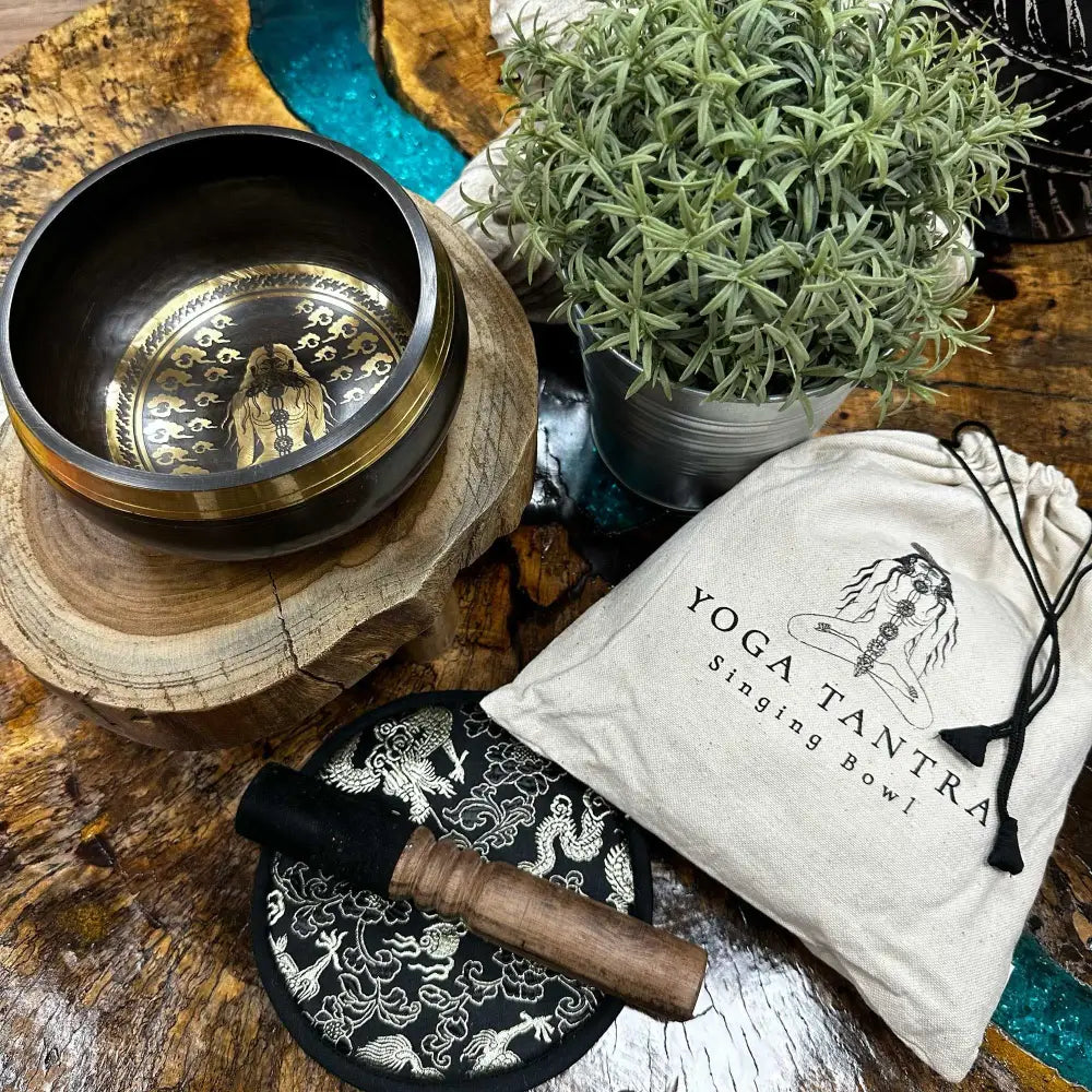 Hand Beaten & Engraved Singing Bowl Gift Set - 14cm - Yogi - Tibetan Singing Bowl Sets