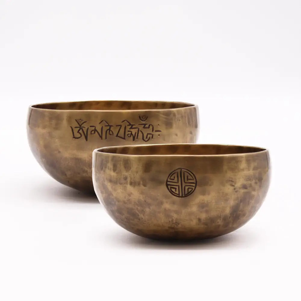 Medium Nepalese Moon Bowl - (approx 750g) - 15cm - Tibetan Singing Bowls
